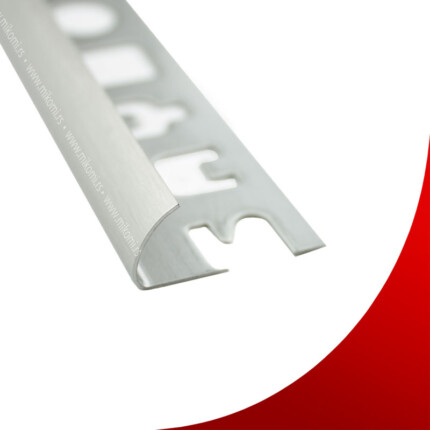 Fotografija prohromske lajsne Pjest 12 u srebrnoj mat boji.