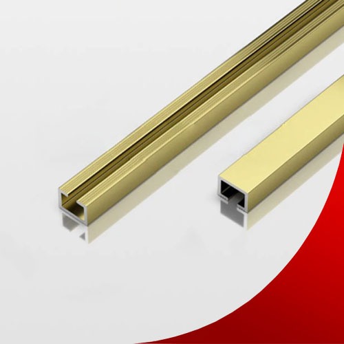 Bordura lajsna U-10 / zlato mat Bordura lajsna U-10 / zlato mat - Slika 1